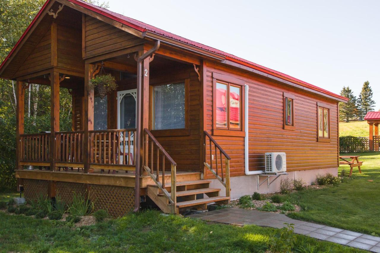 Chalets De L'Anse Ste Helene Maria Exterior photo